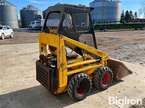 rounder skid steer l600 hydraulic oil|rounder skid steer manual.